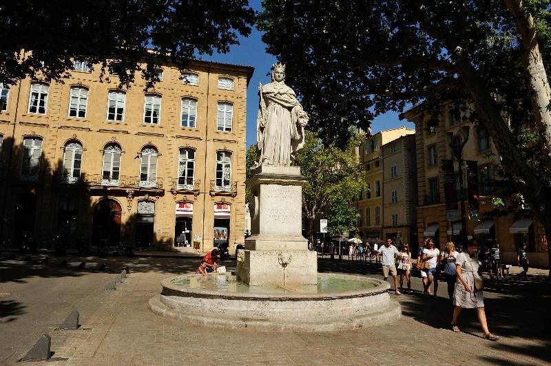 Campanile Aix-En-Provence Sud - Pont De L'Arc Hotel Exterior photo